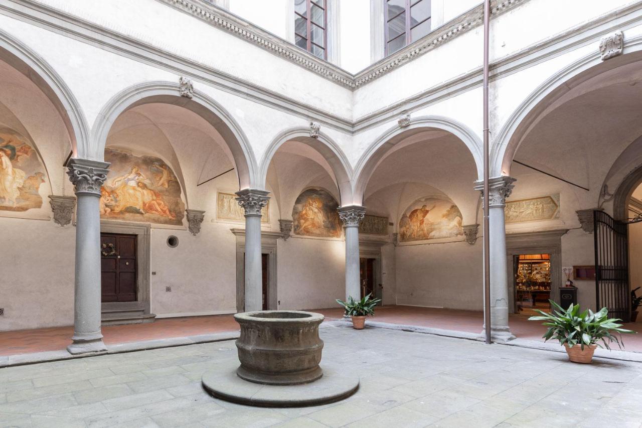 Palazzo Roselli Cecconi Apartments ฟลอเรนซ์ ภายนอก รูปภาพ