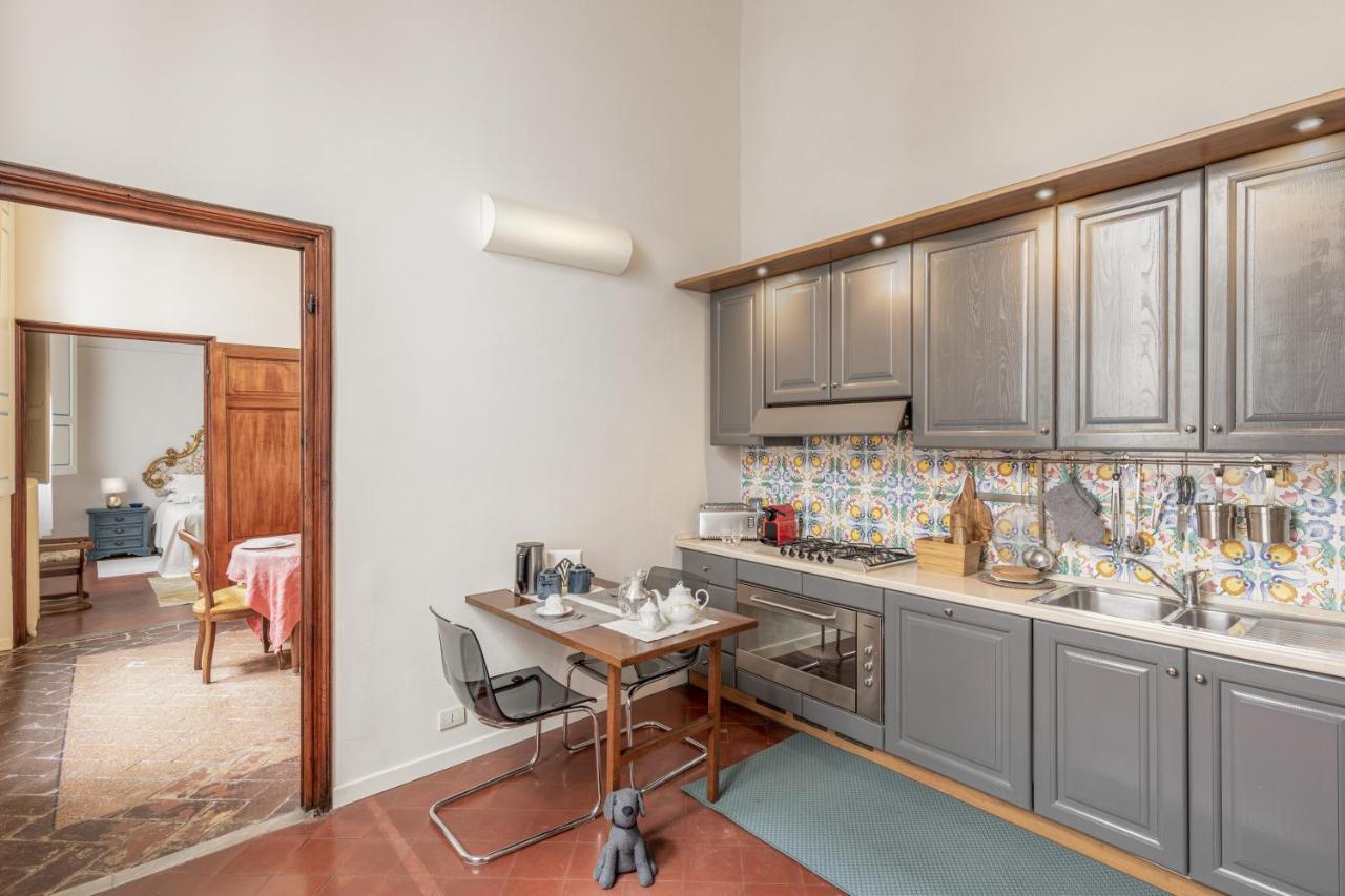 Palazzo Roselli Cecconi Apartments ฟลอเรนซ์ ภายนอก รูปภาพ